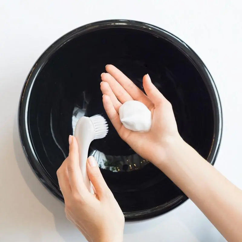 Cleansing Massage Brush Shiseido