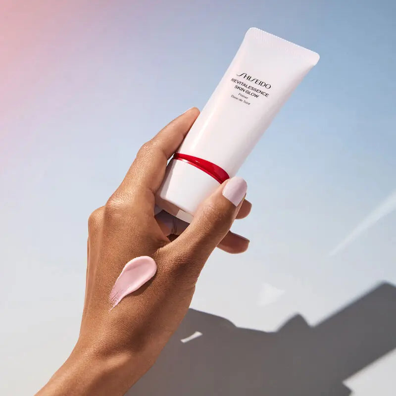 REVITALESSENCE SKIN GLOW Primer SPF 25 Shiseido