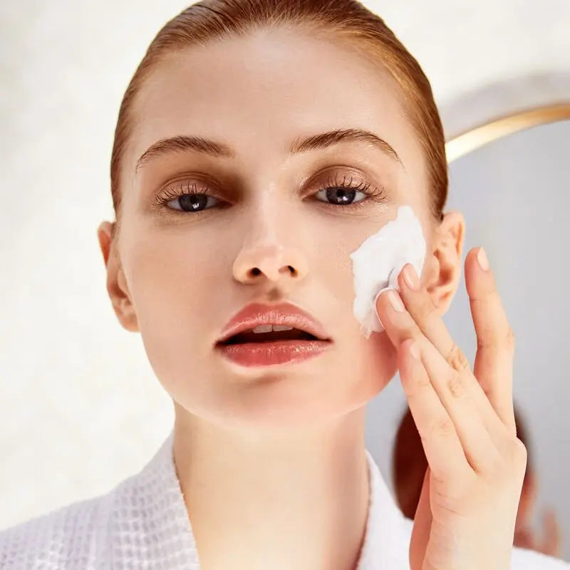 Softening Cleansing Foam Clé de Peau Beauté